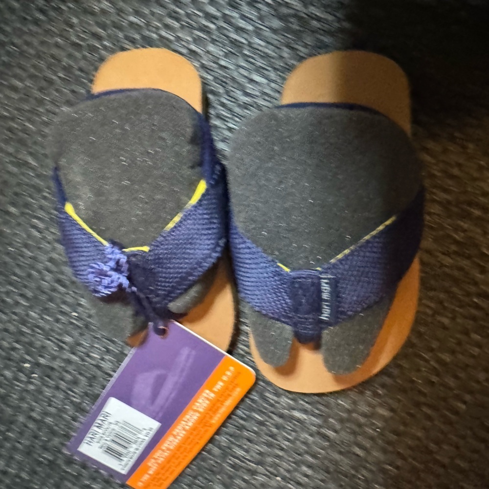 Hari Mari kids flip-flops with strap in the back - Picture 2 of 3